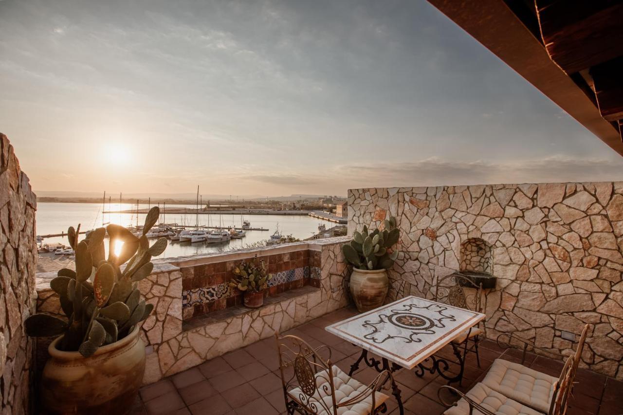Palazzo Giunta - Porta Marina Ortigia Frühstückspension