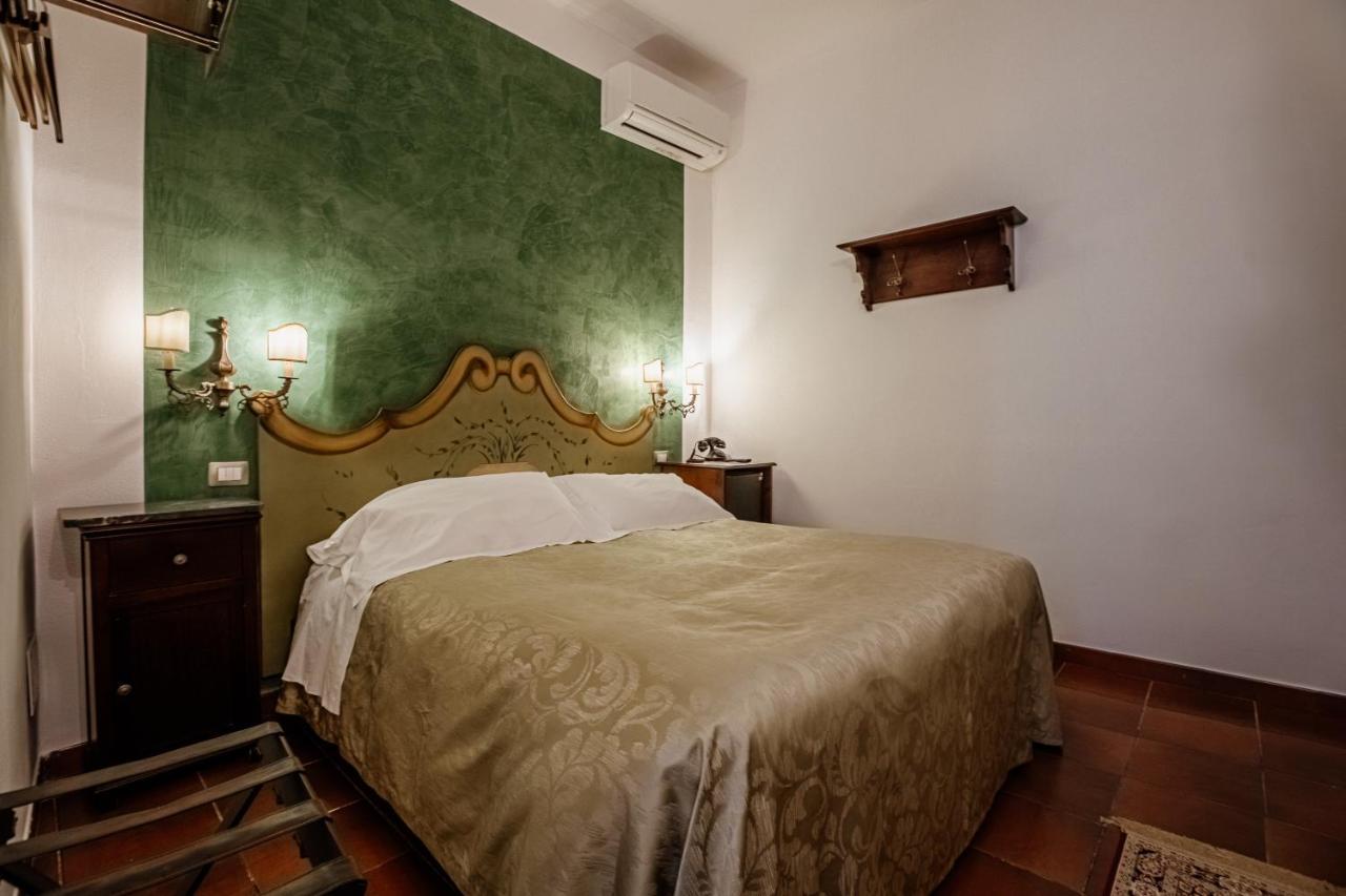Frühstückspension Palazzo Giunta - Porta Marina Ortigia Syrakus