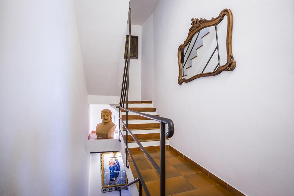 Frühstückspension Palazzo Giunta - Porta Marina Ortigia 3*