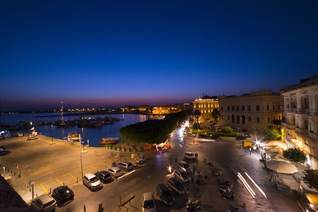 Frühstückspension Palazzo Giunta - Porta Marina Ortigia