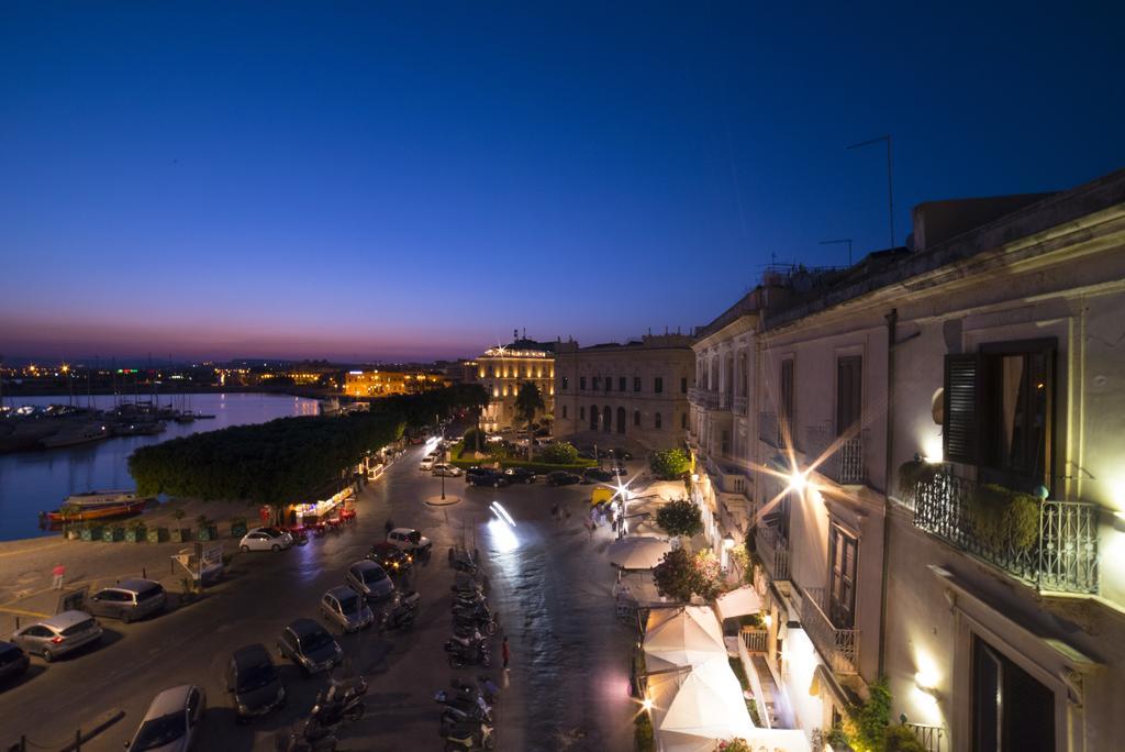 Palazzo Giunta - Porta Marina Ortigia Frühstückspension
