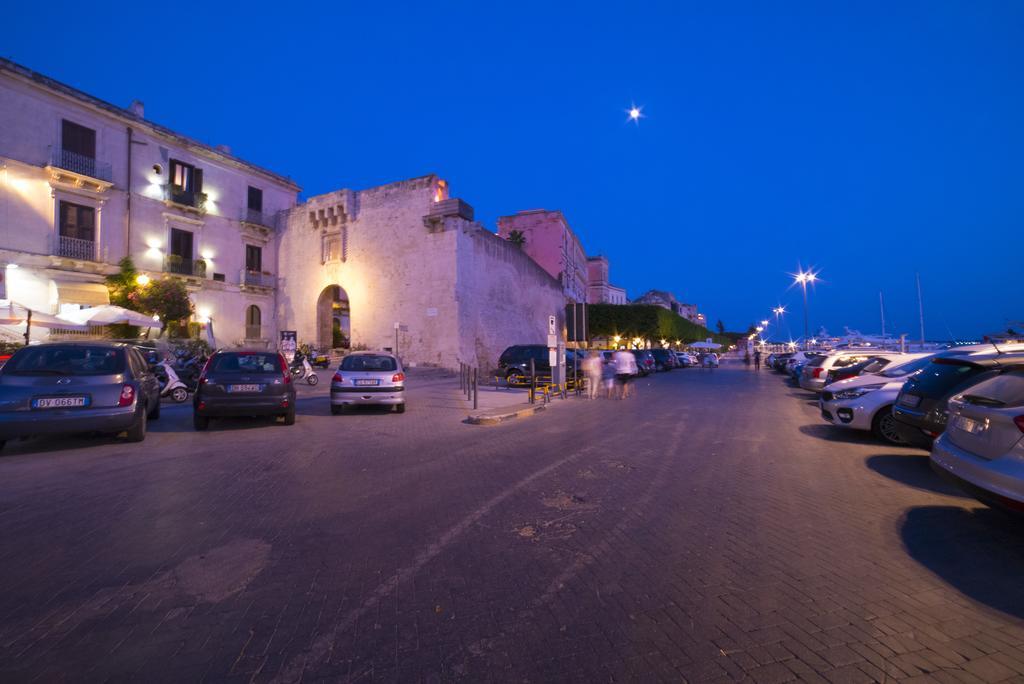 Palazzo Giunta - Porta Marina Ortigia 3* Syrakus