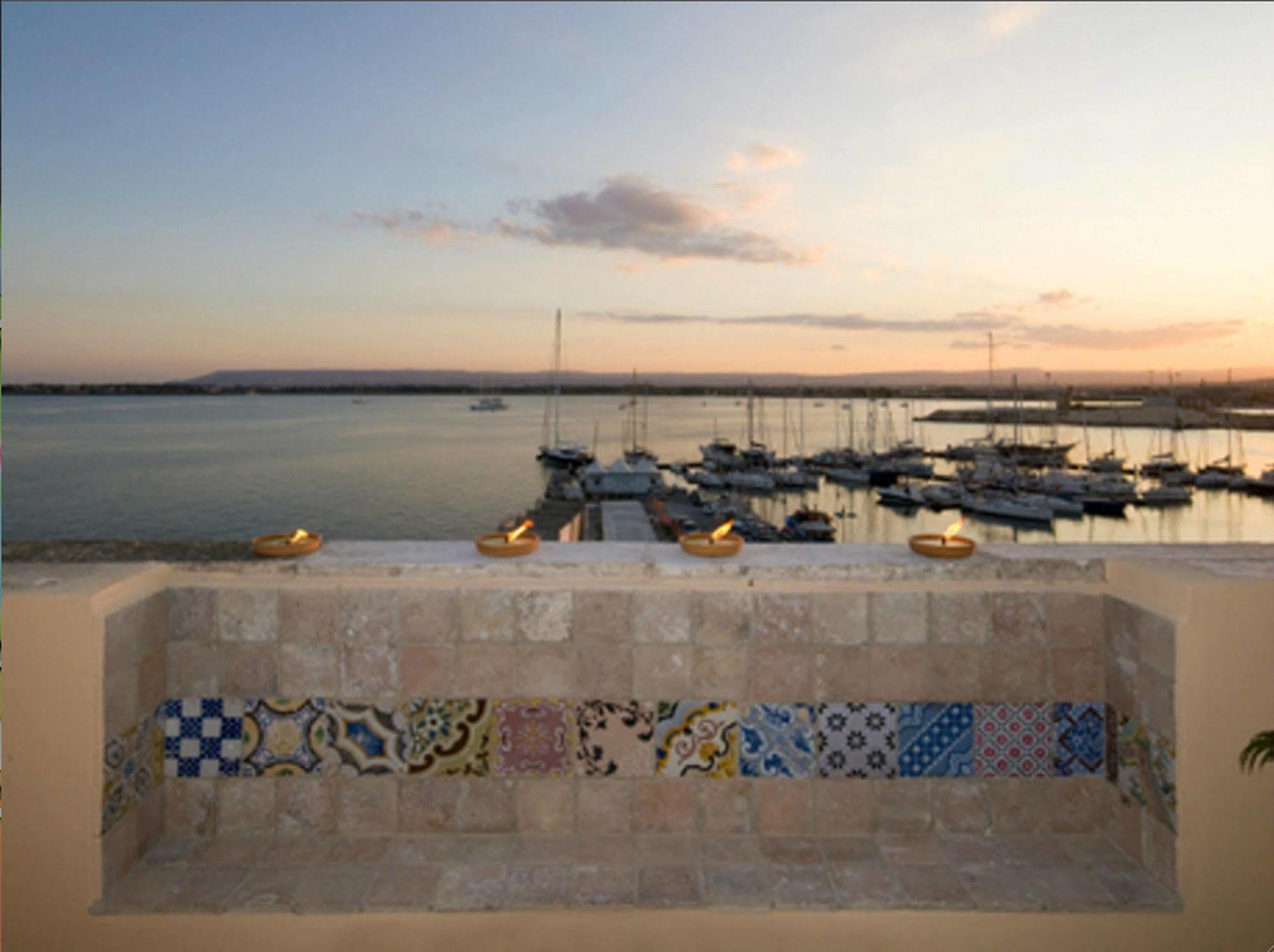 Frühstückspension Palazzo Giunta - Porta Marina Ortigia
